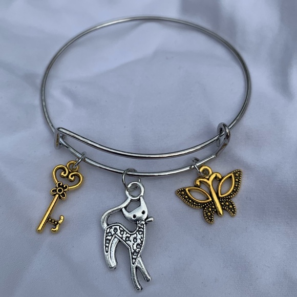Brand New! Handmade! Adjustable Charm Bangle Bracelet! - Picture 3 of 4